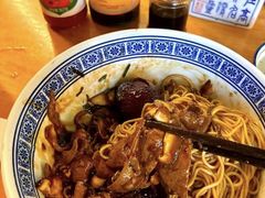 -沪西老弄堂面馆(定西路店)