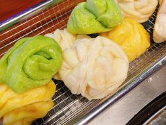 手工蒸饺花卷-挂雪铁锅炖大鹅