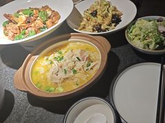 -鲁菜根·泰安菜(万达店)