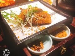 -韵秋荷(宝山龙湖天街店)