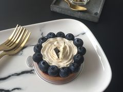 -UNI UNI(环亚凯瑟琳店)