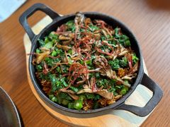 鸡枞菌油菜饭片-自如ZSPACE四合院艺术餐厅
