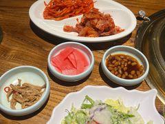 -小花花炭火烤肉·十五年延吉风味(左家庄店)
