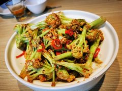 -小船渔村•大连菜•大连焖鱼(黄河路店)