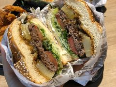 -The Habit Burger Grill 哈比特汉堡(复兴soho店)