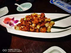 精品宫保鸡丁-香融府·烤鸭·家常菜(花乡奥莱店)