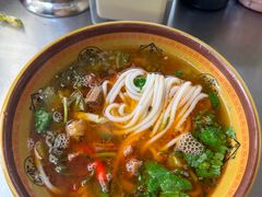 -花溪牛肉粉(八鸽岩店)