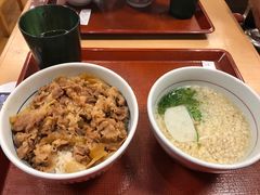 亲子丼加面-なか卯(京都八条口店)