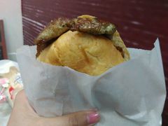 -L猪扒包(天河购书中心店)