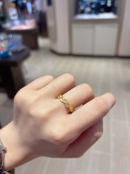 -周生生Chow Sang Sang(石家庄先天下店)