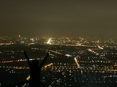 -鬼笑石后山停车场