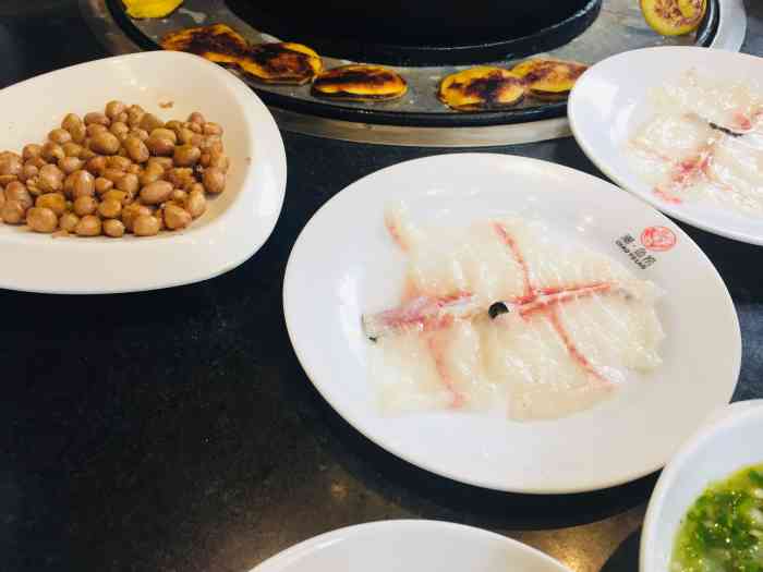 潮鱼捞(江南店)-"菜品很有特色,汤里应该加有药材之类的东西.