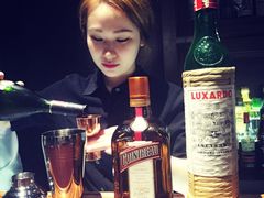 瓶子餐吧-The Bottle Bar(羲和商业广场店)