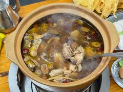 -威邵鸡煲(西华路总店)
