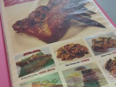 -黄亚华小食店(Jalan Alor)