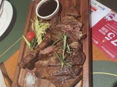 战斧牛排-派尔曼特披萨(万象城店)