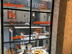 -foodoo芙多松饼店