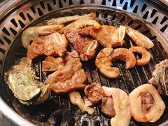 -釜御山海鲜烤肉火锅自助(新城市中心店)