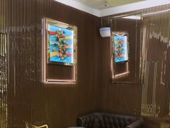 -VENCHI 闻绮(上海佛罗伦萨小镇店)