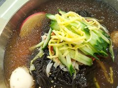 -服务大楼冷面(延大店)