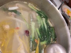 -喃喃椰·糟粕醋·椰子鸡火锅(七堡花园店)