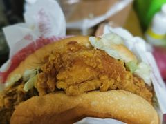 -麦当劳(展览路店)