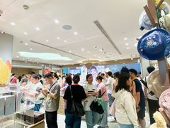-泡泡玛特POPMART(国金街店)