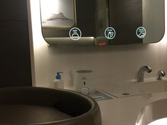 -香港ELEMENTS圆方