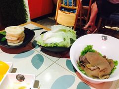 -南城十里潮汕鲜牛火锅·鲜虾生滚粥(融汇老商埠店)