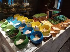 -JW万豪厨房餐厅·滨海草坪烧烤·海鲜·海景(三亚绿发山海天JW万豪酒店)