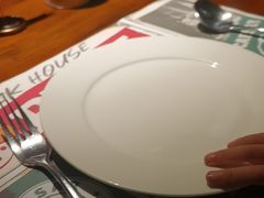 -凯撒城堡西餐厅(颐和国际店)