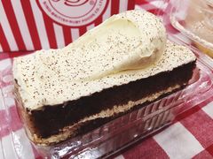 -红宝石·鲜奶小方·海派西点房(南丹店)