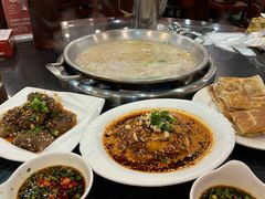 -老来福·非遗酸汤兔(凯旋路店)