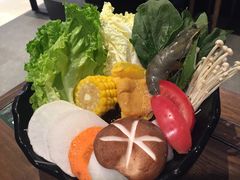 经典鲜蔬拼盘-呷哺呷哺(龙湖瑶海天街店)