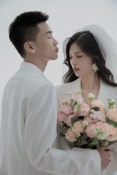 -乐默婚纱摄影工作室