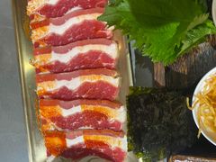 -围炉肉舍•炭烤活鳗•丹东海鲜烤肉(步行街店)