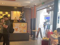 -麦当劳(汉口火车站候车室店)