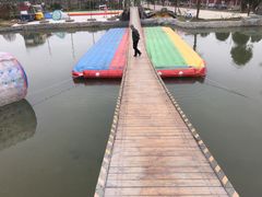 -都江堰玫瑰花溪谷
