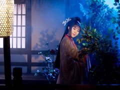 -九月鹰飞汉服摄影工作室