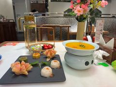 -假装苏杭·迎春花与梅(陆家嘴中心店)