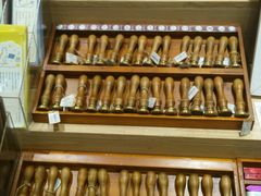 -猫的天空之城概念书店(杭州南宋御街店)