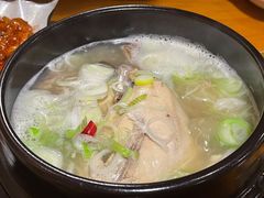 参鸡汤-咕咕站韩国料理(紫金港店)