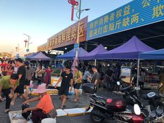 -霞涌市场海鲜摆卖区