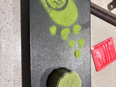 -海底捞火锅(新松江路生日主题店)