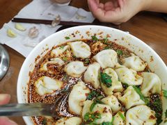 酸汤牛肉水饺-回坊马二饺子馆