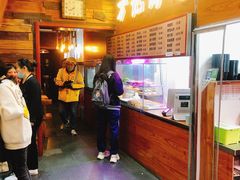 -万记麻辣烫国展总店
