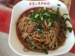 -岳齐茂荞面饸饹