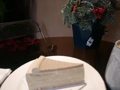 -Fridi Patisserie Cafe