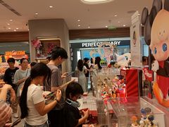-泡泡玛特POPMART(国金街店)