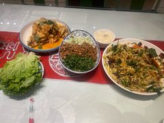 -吴记酱骨炖菜馆(西大直街店)